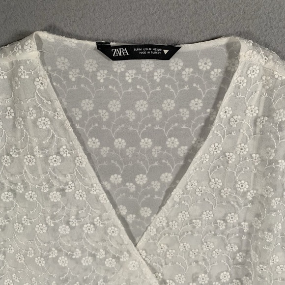 ZARA Womens White Floral Sheer Cropped Wrap Top Sz M 3/4 Puff Sleeve V Neck  T13 - Picture 2 of 11